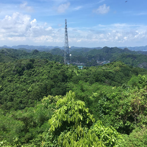 Hiking in Cat Ba Island