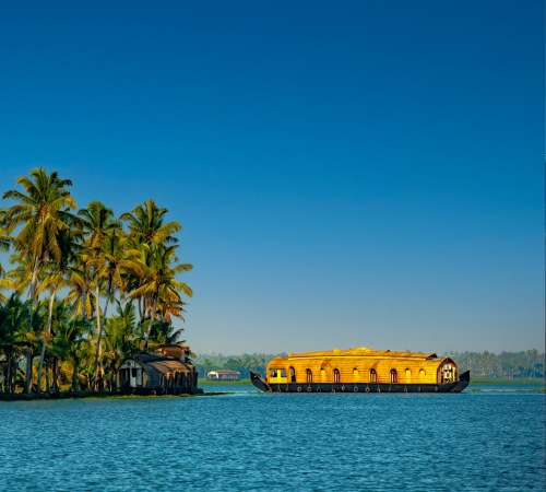 Sail in a Houseboat